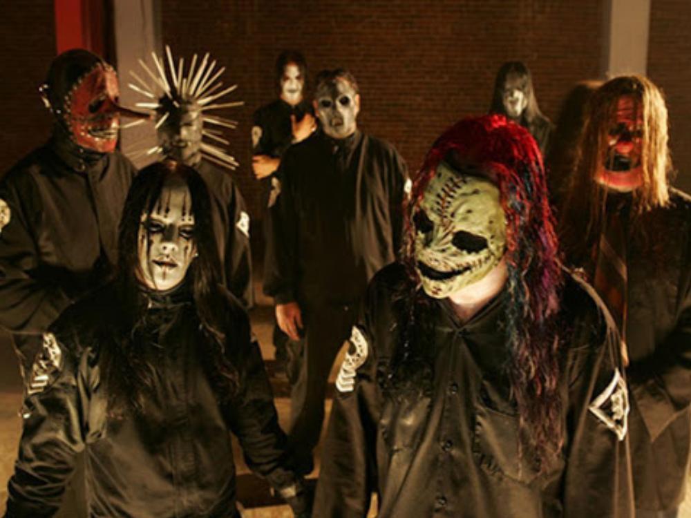 Стоп-кадр из клипа Slipknot — «Vermilion».